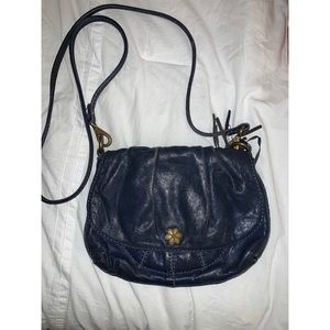Lucky•cross body•navy•leather purse